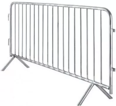 Product - Zostava ocelových mobilných zábran Betafence C2